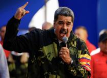  مادورو: العقوبات لن تنجح في وقف نمو قطاع النفط والغاز 

